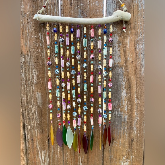 NEW! Rainbow Glass Wind Chime Sun Catcher Mobile Retro Floral Beads & Driftwood - Picture 8 of 11